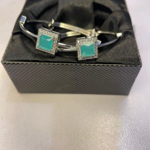 Blue stone bracelet
